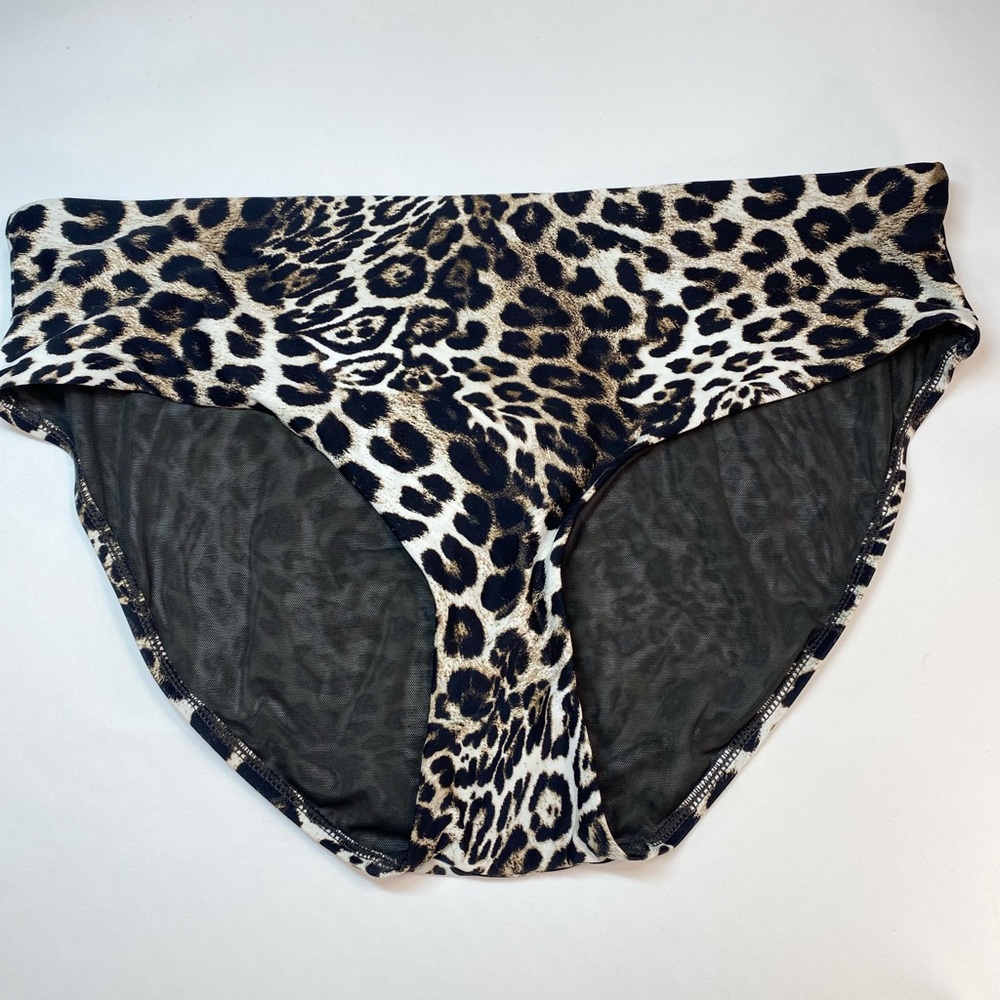 Sea Level swimsuit Bottoms
Animal print